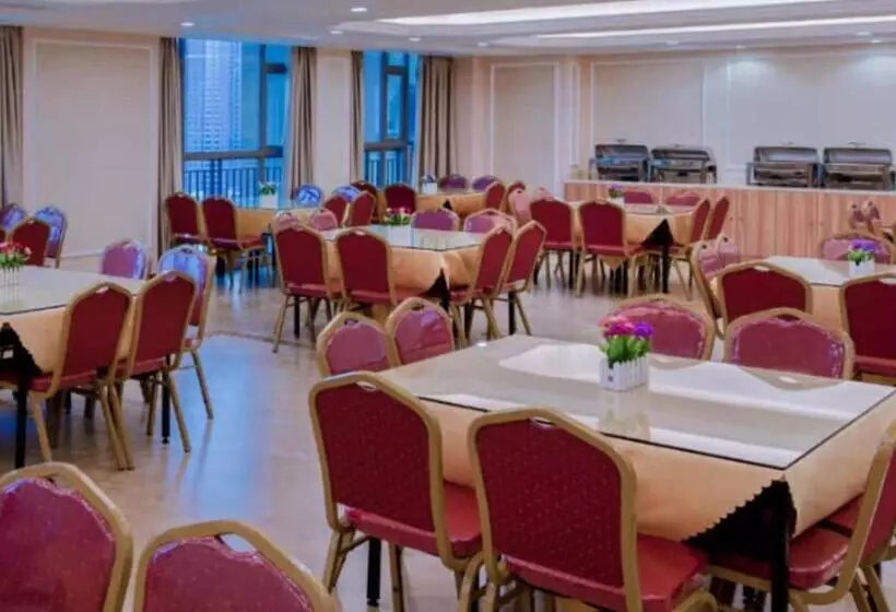 Vienna International Hotel Heyuan Yajule Garden