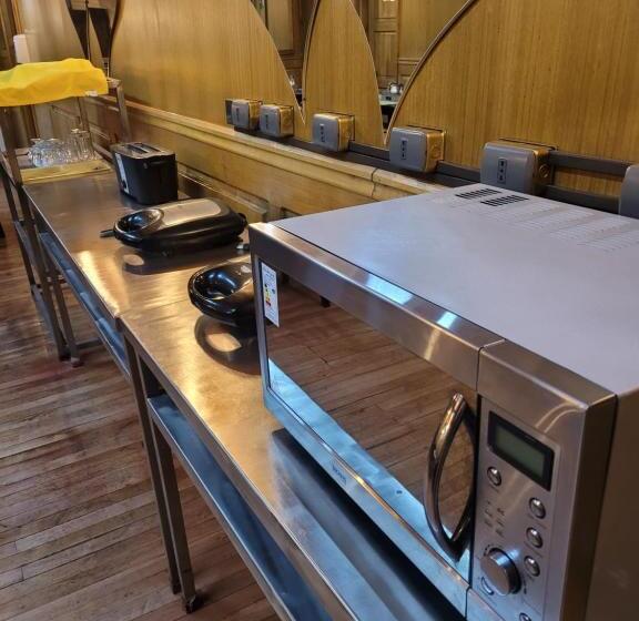 הוסטל Hostal Balmaceda