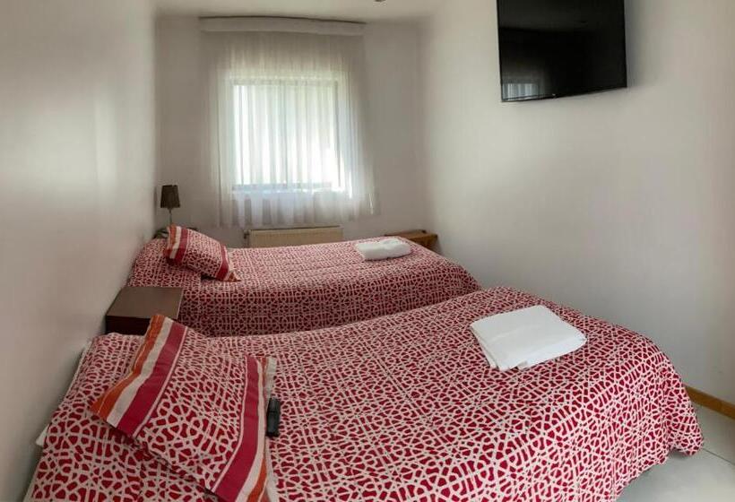 הוסטל Hostal Balmaceda