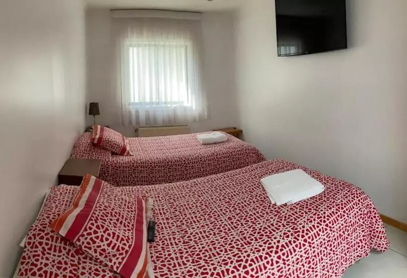 ユースホステル Hostal Balmaceda