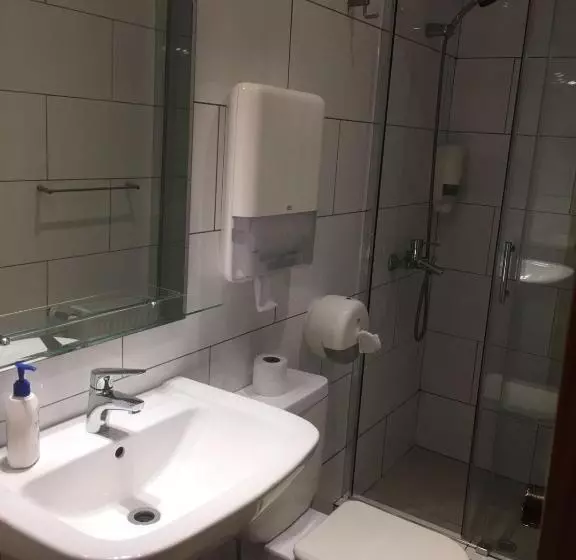 ユースホステル Hostal Balmaceda