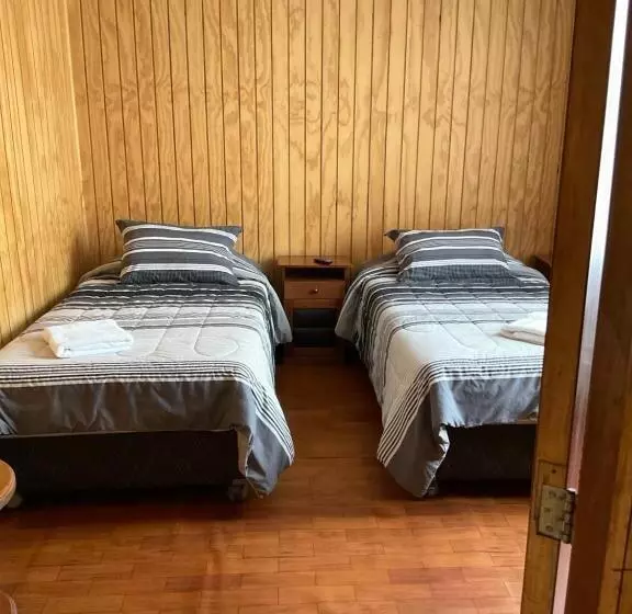 ユースホステル Hostal Balmaceda