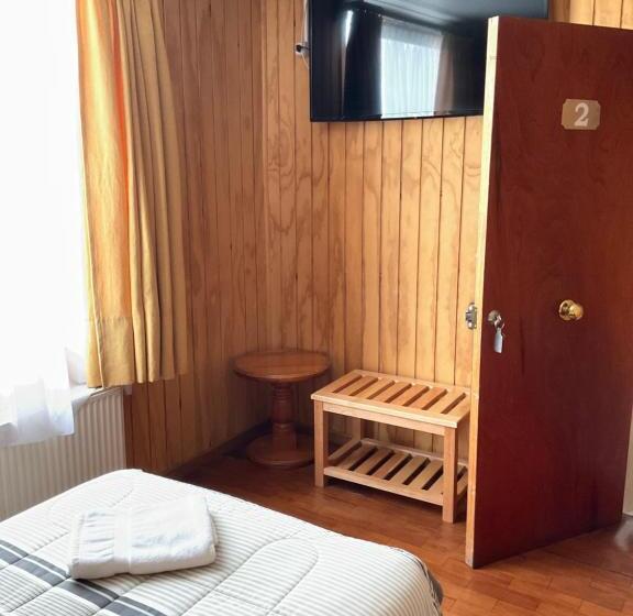 הוסטל Hostal Balmaceda