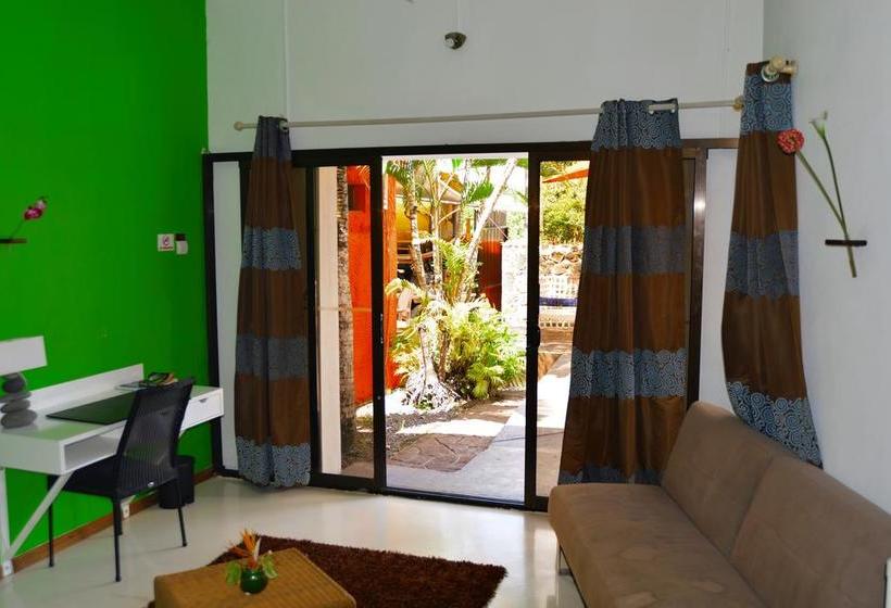 هتل Flowers Of Paradise