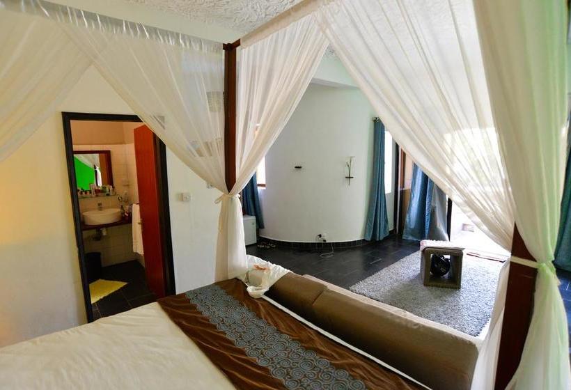 هتل Flowers Of Paradise