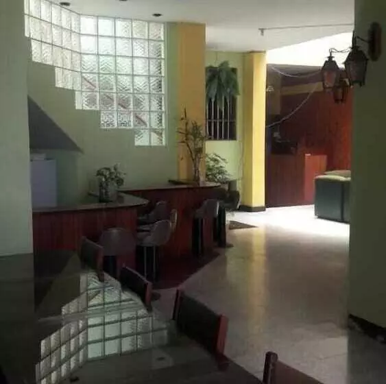 ホテル Hostal Las Orquídeas