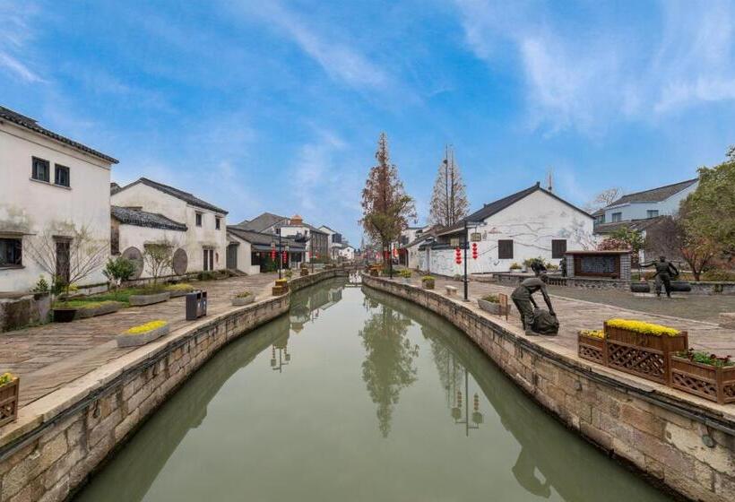 בית מלון כפרי Huzhou Wealth