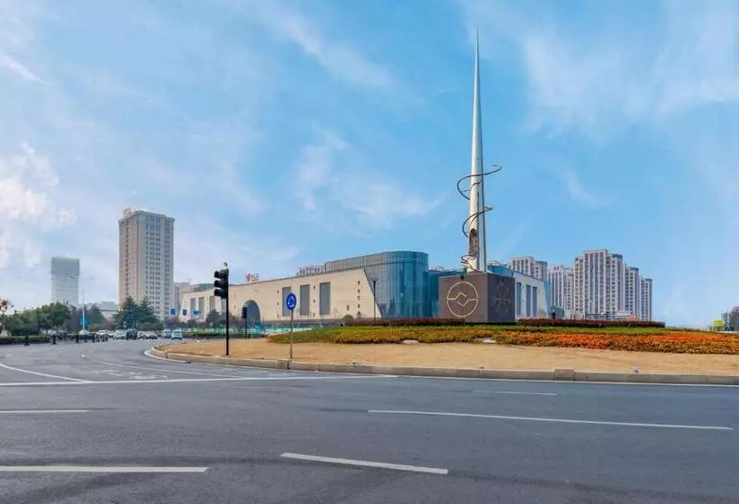 Hotelli Huzhou Wealth