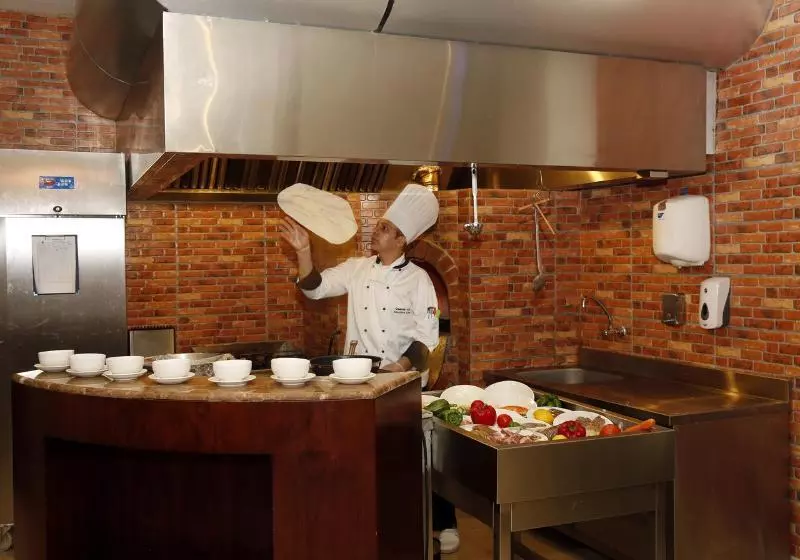 هتل Intour  Jazan