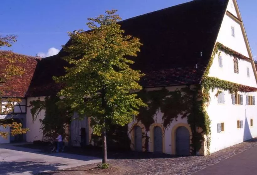 ホテル Markgräflich Badischer Gasthof Schwanen