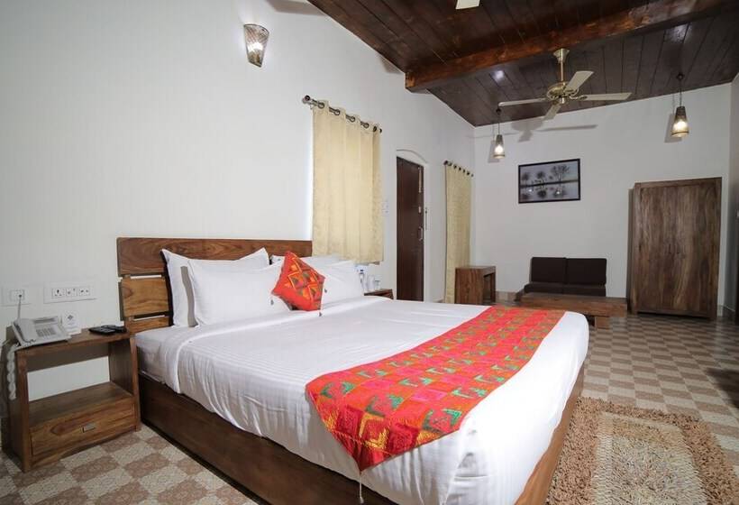 Hotel Sadda Pind