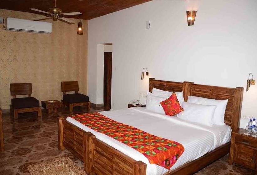 Hotel Sadda Pind