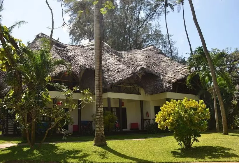 استراحتگاه Blue Bay Village