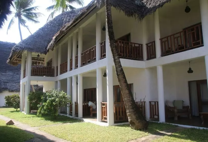 استراحتگاه Blue Bay Village
