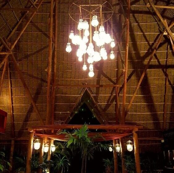 リゾートホテル Blue Bay Village