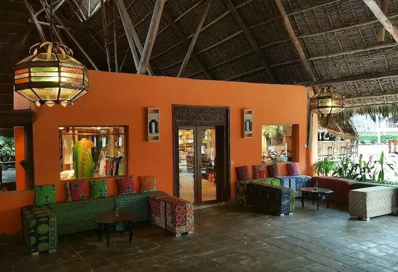 استراحتگاه Blue Bay Village