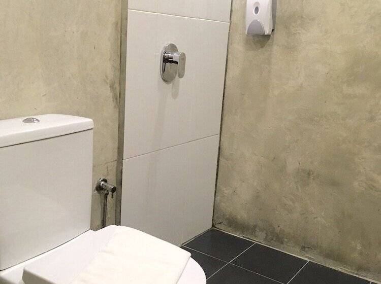 Suite 18 Boutique Hotel   Hostel