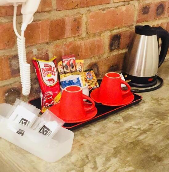 Suite 18 Boutique Hotel   Hostel