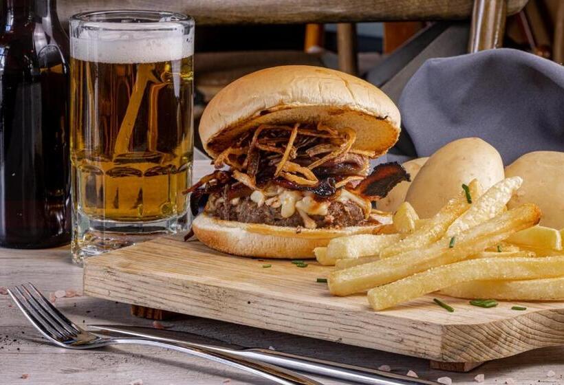 Tryp By Wyndham San Luis Potosi Hotel & Suites