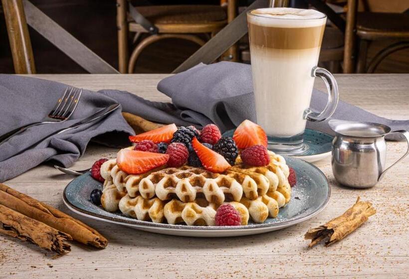 Tryp By Wyndham San Luis Potosi Hotel & Suites