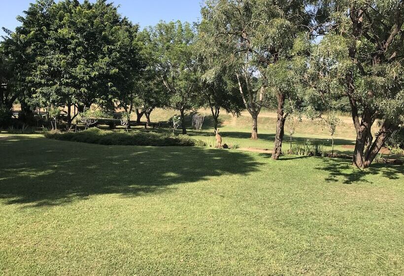 צימר Hamiltons Lodge & Restaurant