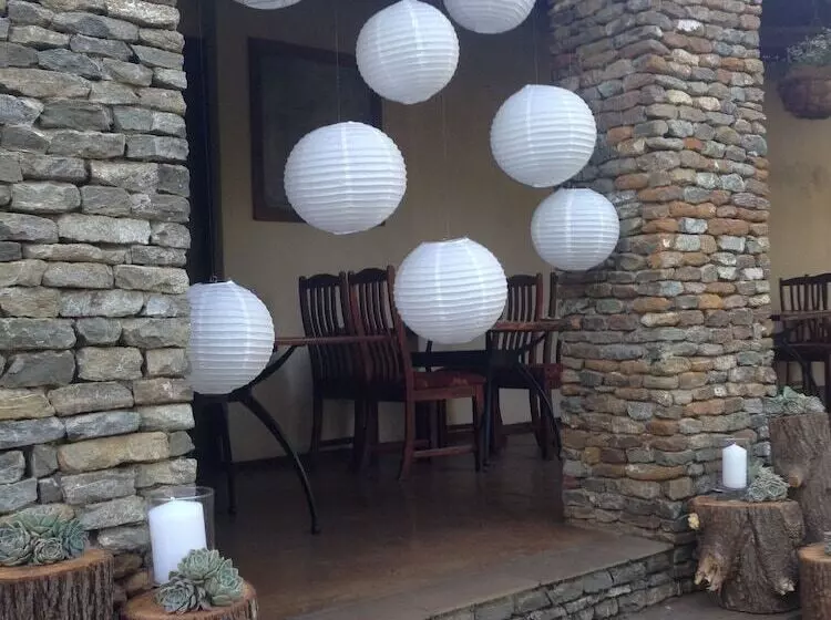 Aamiaismajoitus (B&B) Hamiltons Lodge & Restaurant