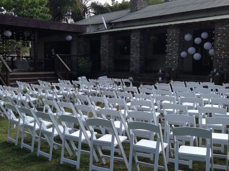 צימר Hamiltons Lodge & Restaurant