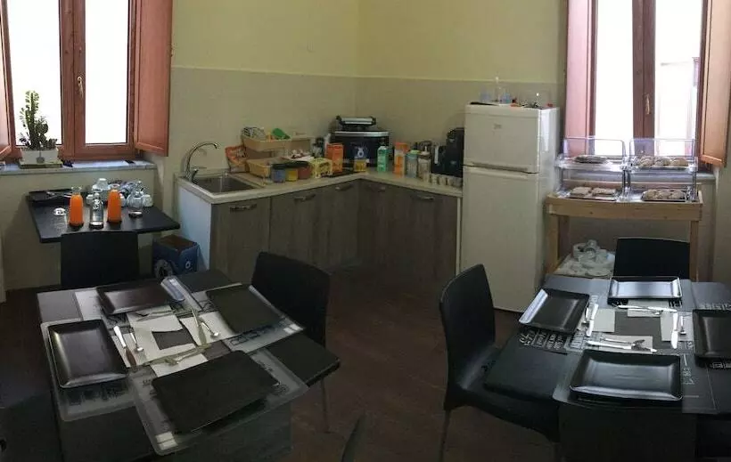 Bed and Breakfast Via Trento 30