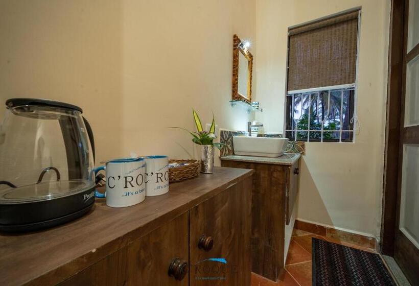 C Roque Beach Resort