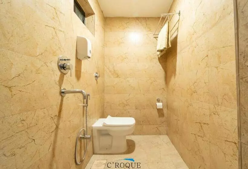 C Roque Beach Resort