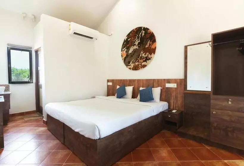 C Roque Beach Resort