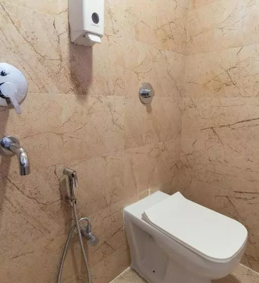 C Roque Beach Resort