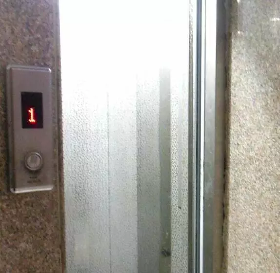 هتل Collection O Konark Palace