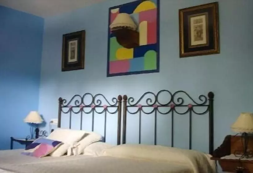 Hotelli Fuente De Las Anjanas