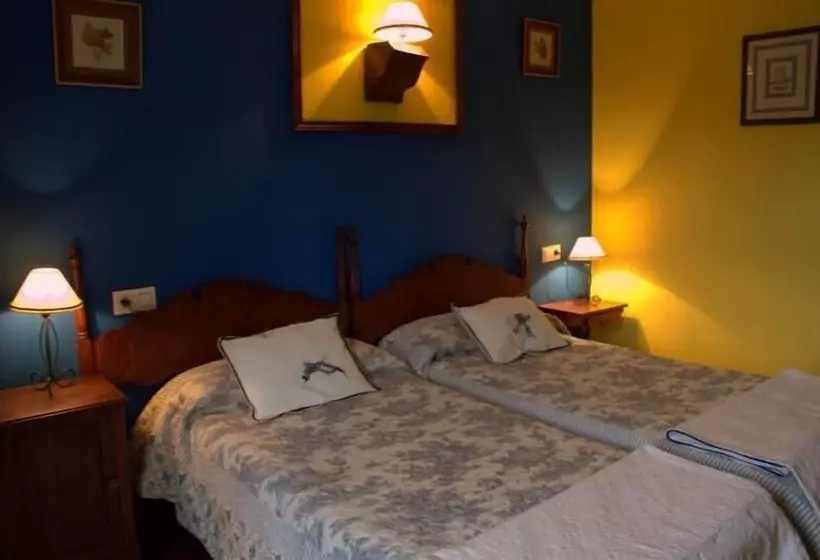 Hotelli Fuente De Las Anjanas