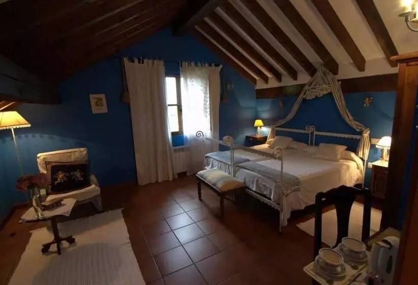 Hotelli Fuente De Las Anjanas