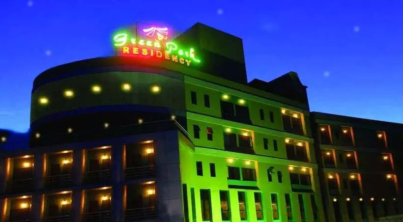 ホテル Green Park Residency