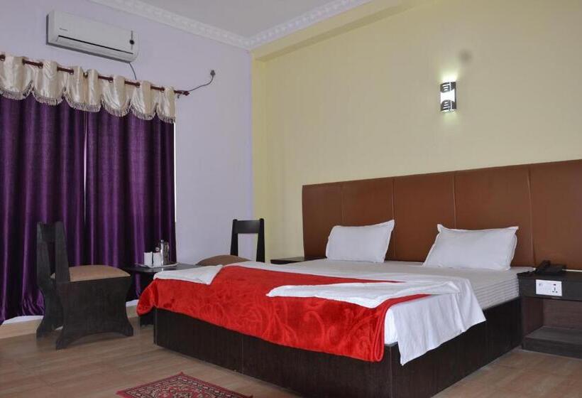 בית מלון כפרי Joshi