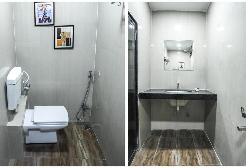 בית מלון כפרי Madhuram Palace