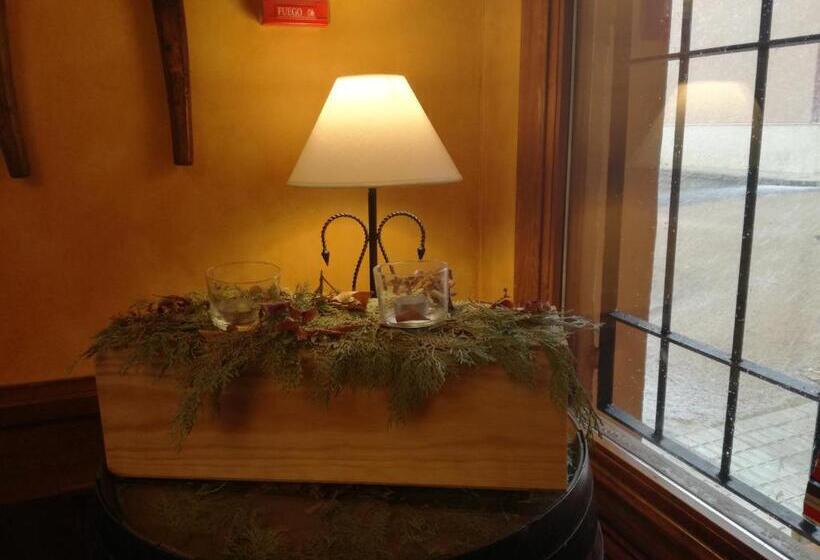 ホテル Rural La Gavilla