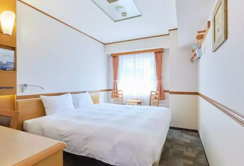 Hotelli Toyoko Inn Kintetsu Yokkaichieki Kitaguchi