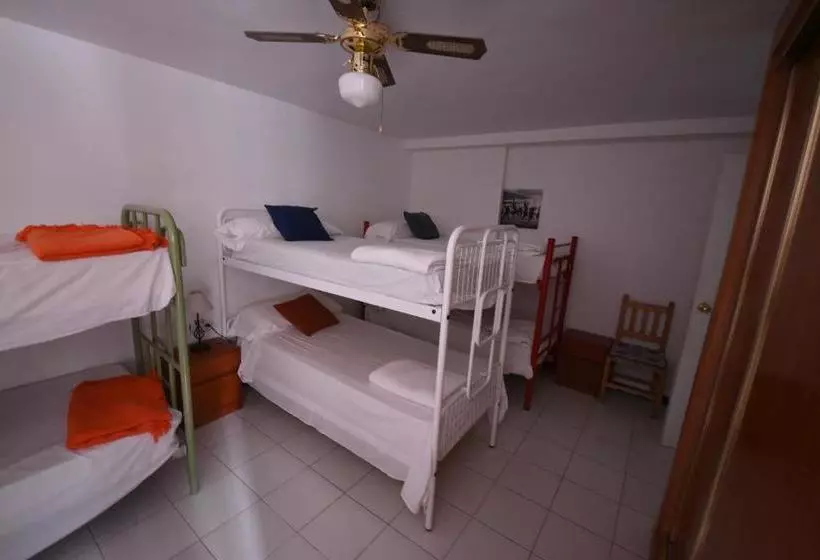 Torre De La Victoria Hostel