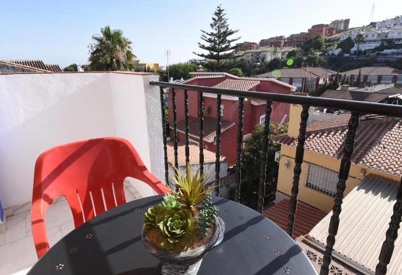 Torre De La Victoria Hostel