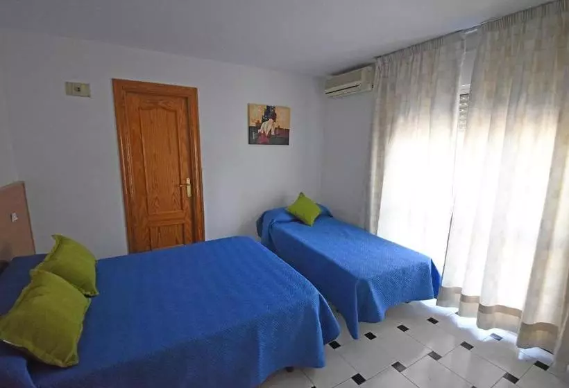 Torre De La Victoria Hostel