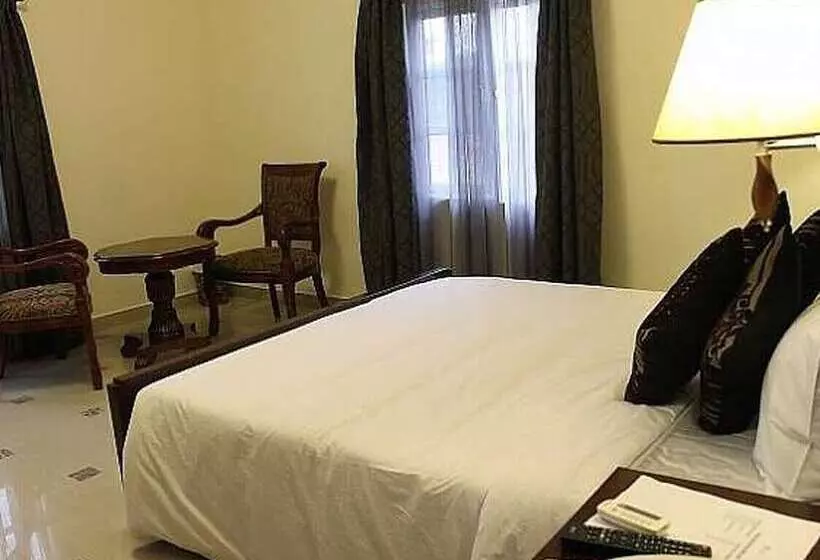 Adsuit Hotel Calabar