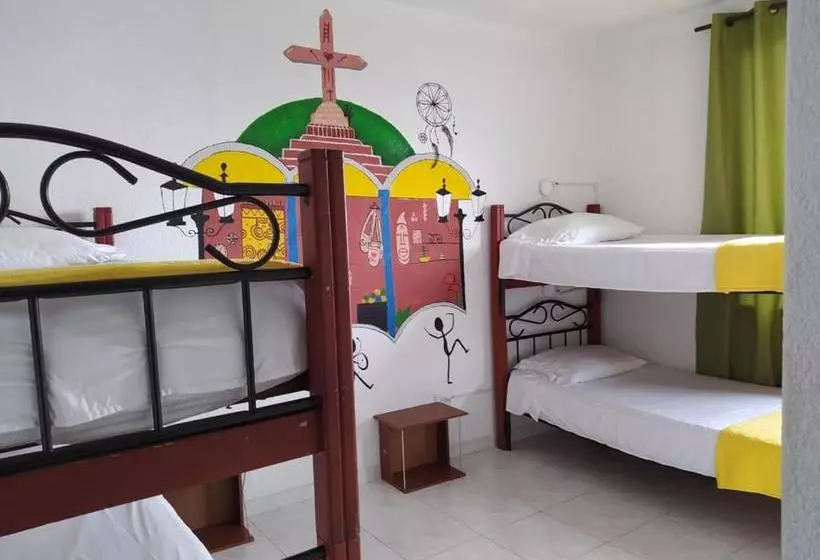 تختخواب و صبحانه Deportel Cali