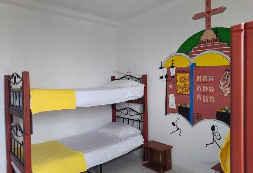 تختخواب و صبحانه Deportel Cali