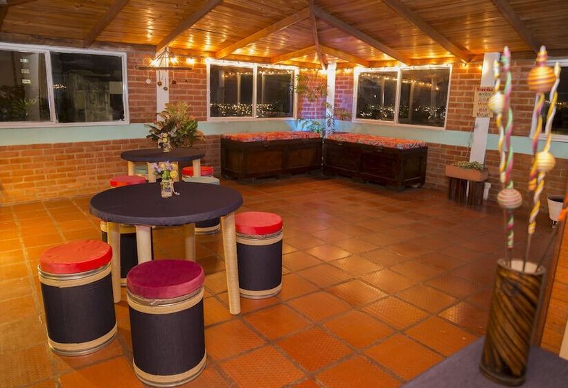 تختخواب و صبحانه Deportel Cali