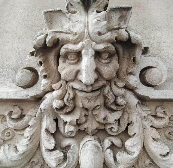 تختخواب و صبحانه Inn Liberty