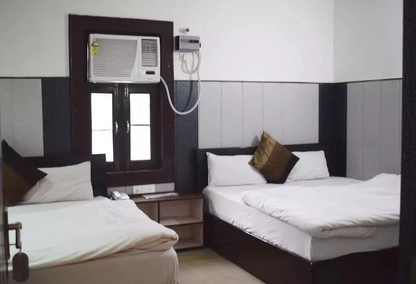 Bed and Breakfast Thakur Ji